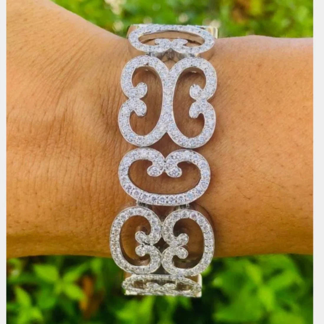 10.57 Carat Diamond Bracelet in 18K White Gold for 7 Inch Wrist