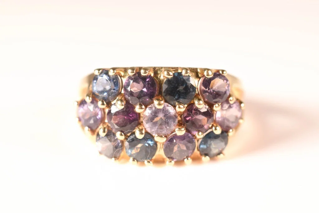 14K Gold, Amethyst & Sapphires Ring 5 Gram