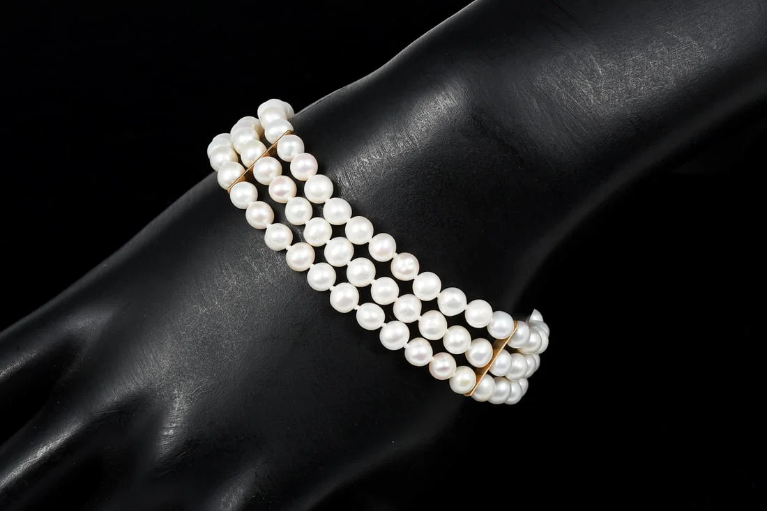 14K GOLD TRIPLE STRAND PEARL BRACELET