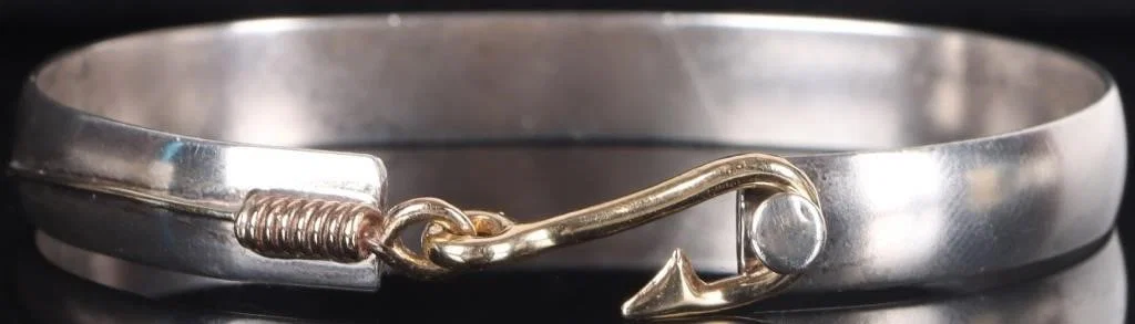 14K YELLOW GOLD ON 925 FISH HOOK LADIES BRACELET