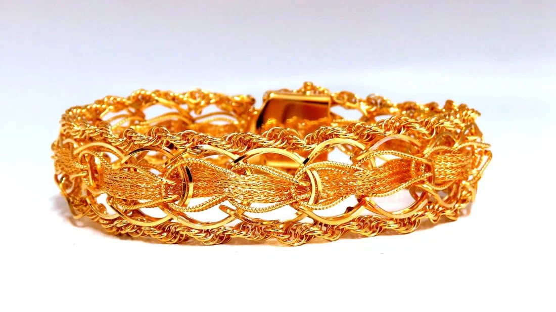 14kt Gold Rope & Tassel Vintage Hand Intricate Bracelet**