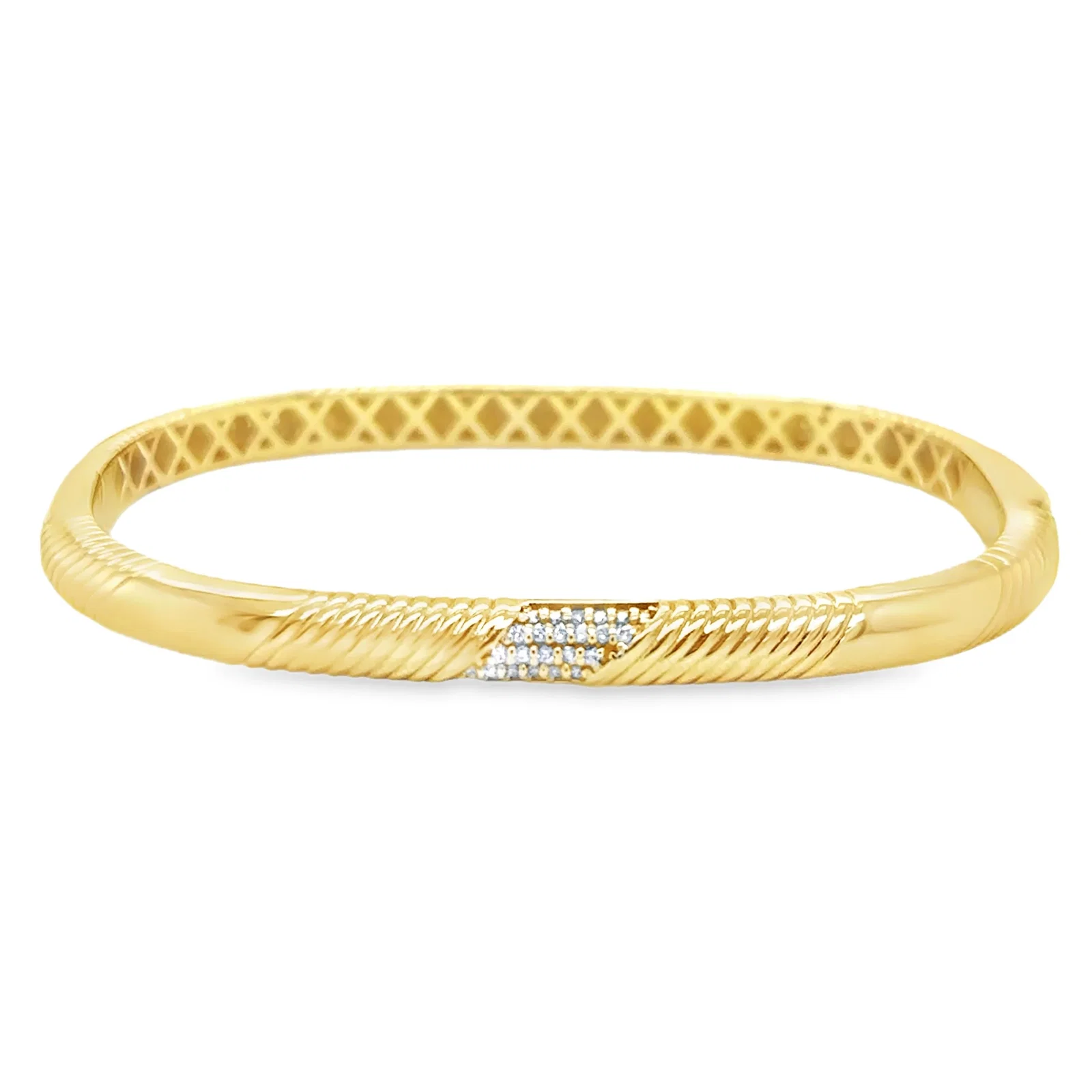 14KT YELLOW GOLD DIAMOND BANGLE