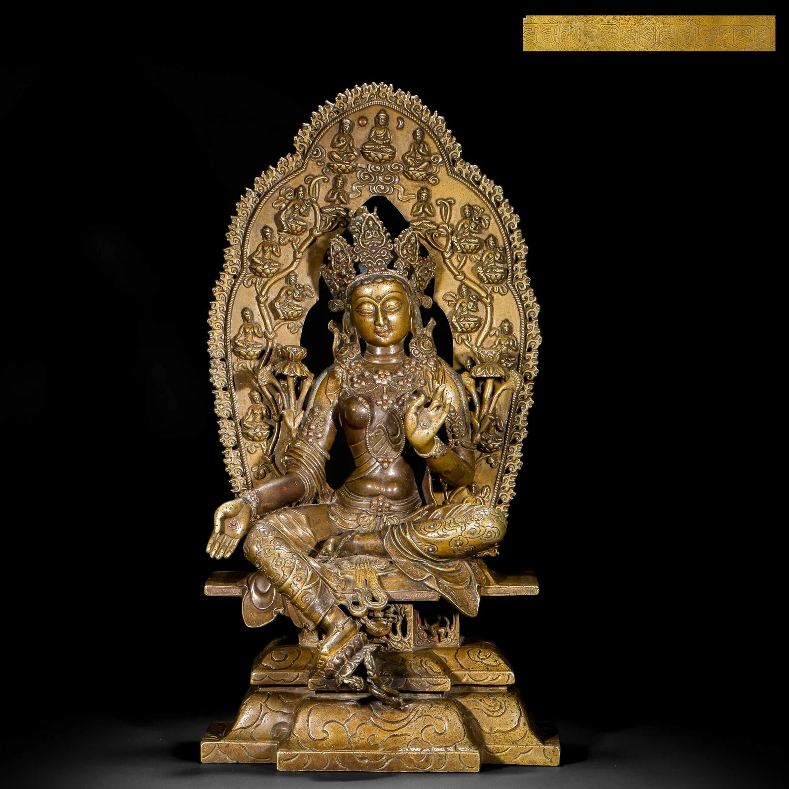 16TH-CENTURY GILDED BRONZE STATUE OF GUANYIN BODHISATTVA