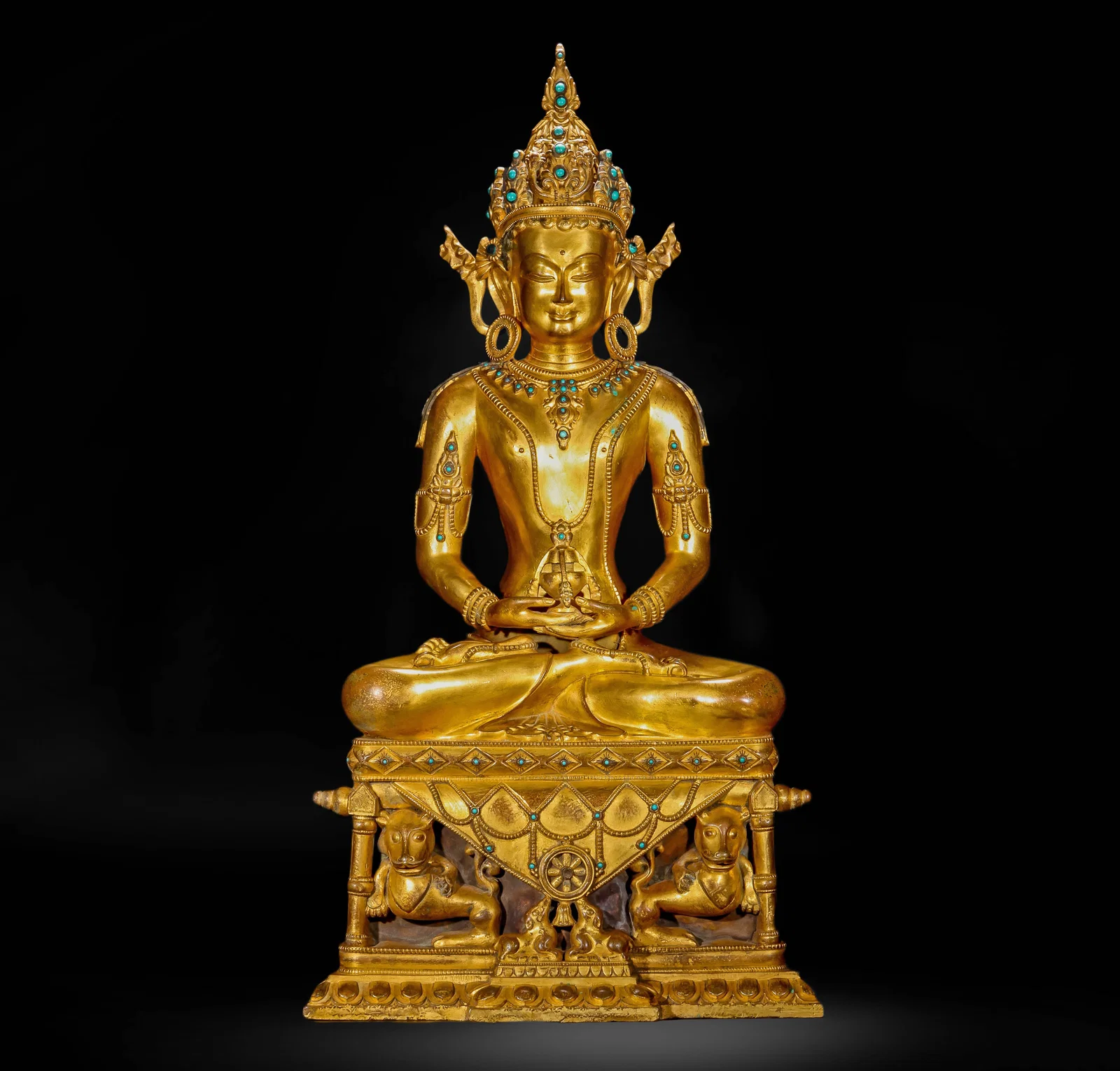 17TH-CENTURY GILDED BRONZE STATUE OF THE LONGEVITY BUDDHA