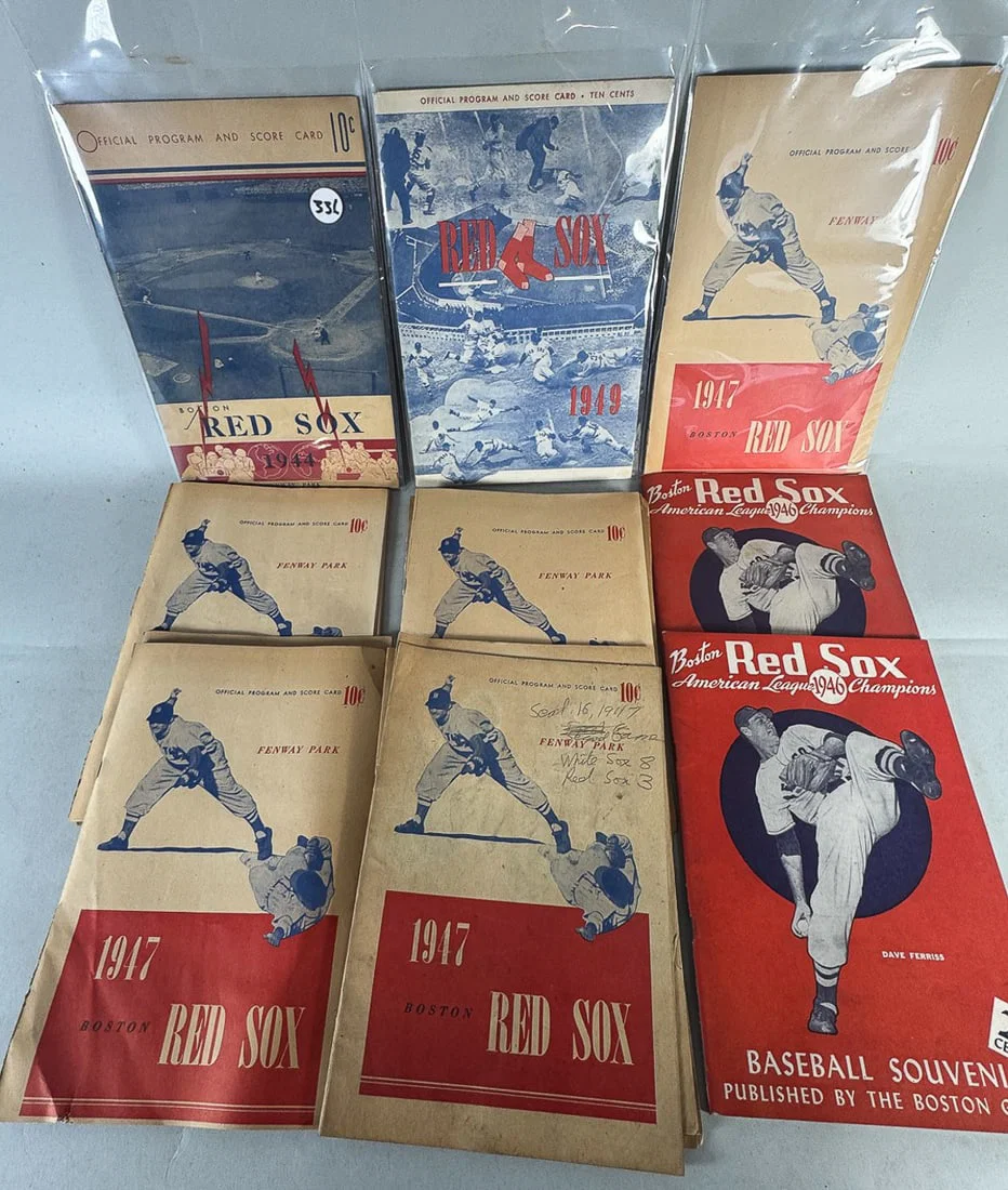 18 1940S BOSTON RED SOX PROGRAMS/SCORECARDS