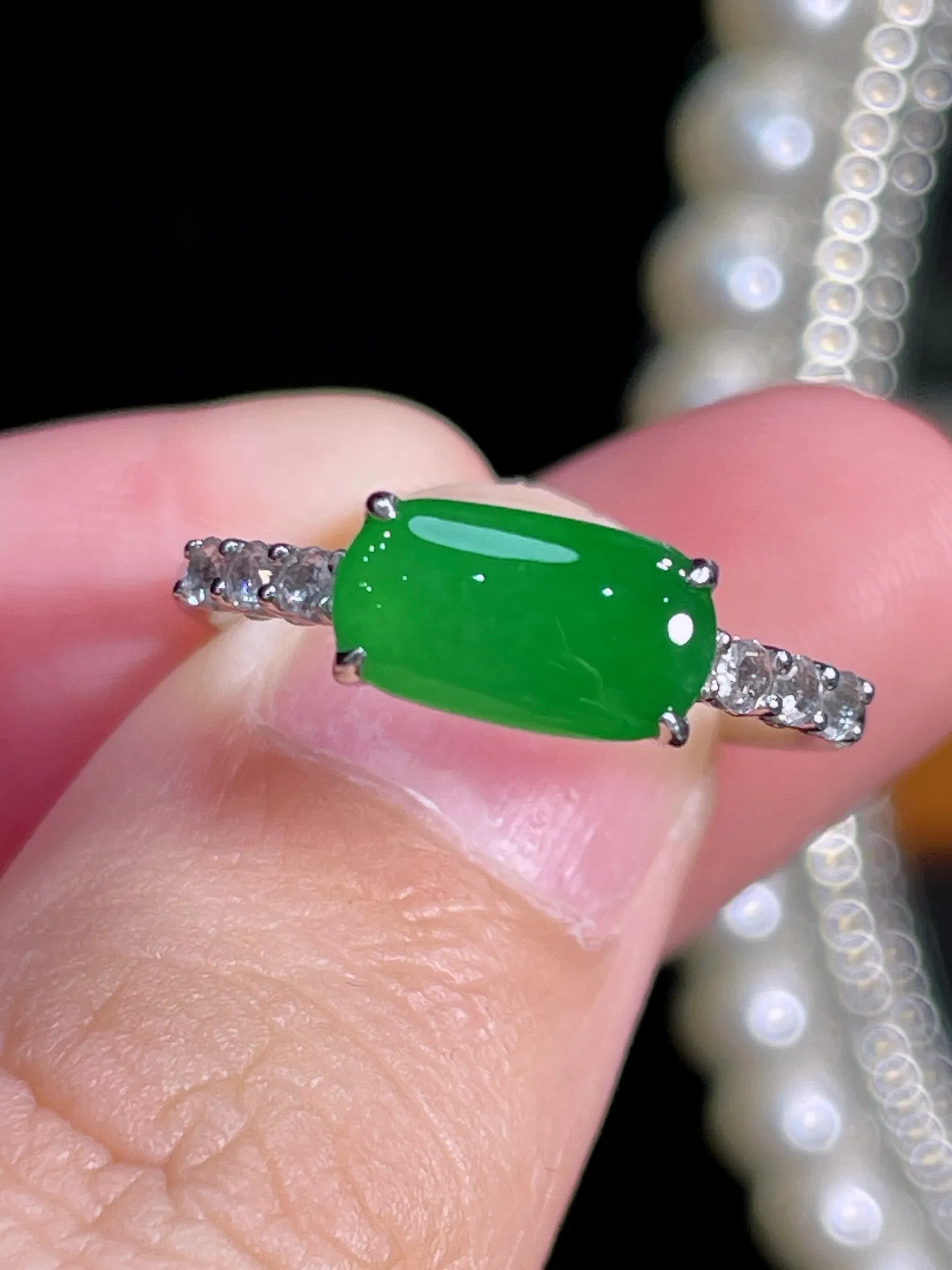 18k Gold and Diamond Jadeite Ring