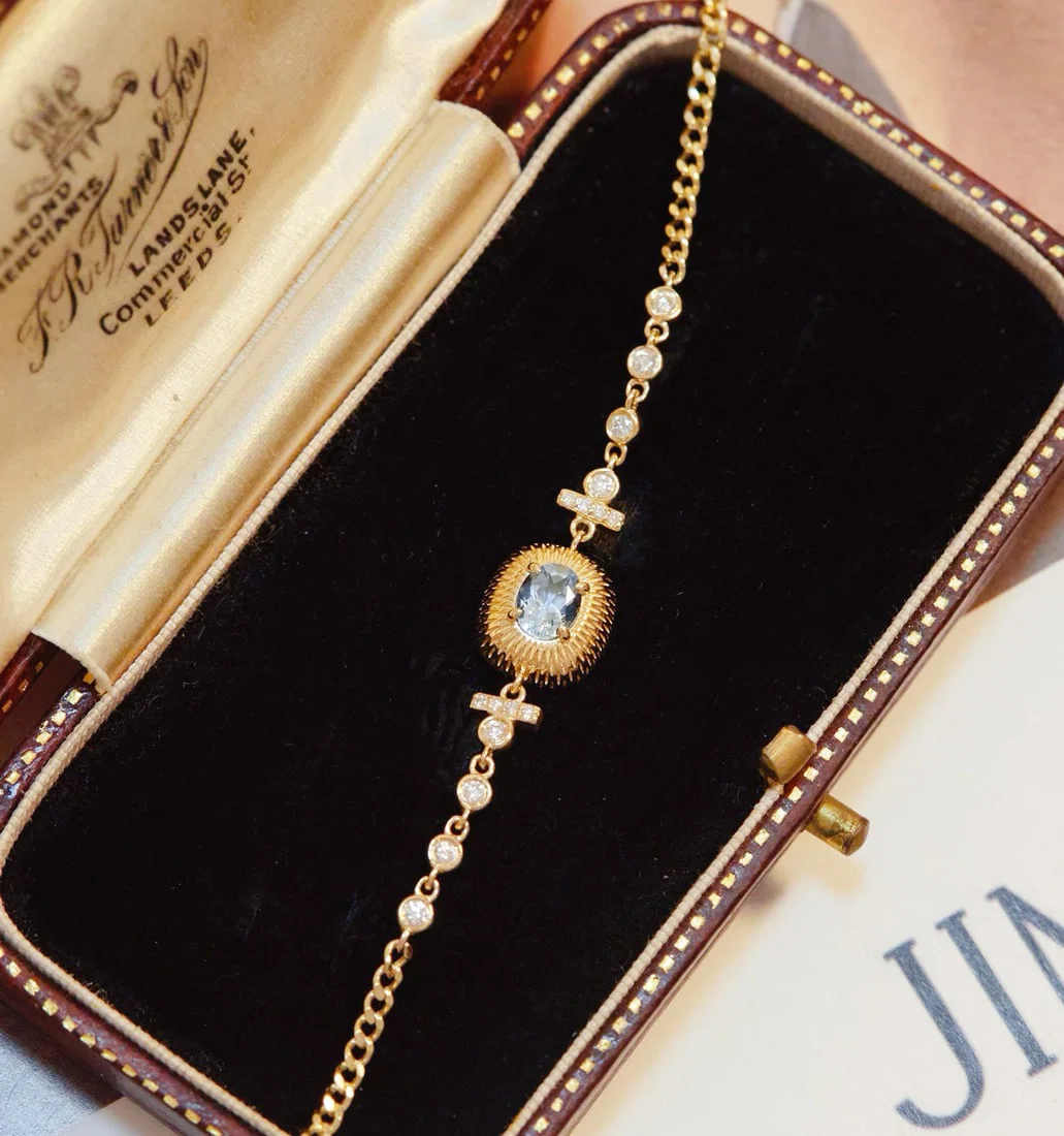 18k gold diamond and aquamarine bracelet