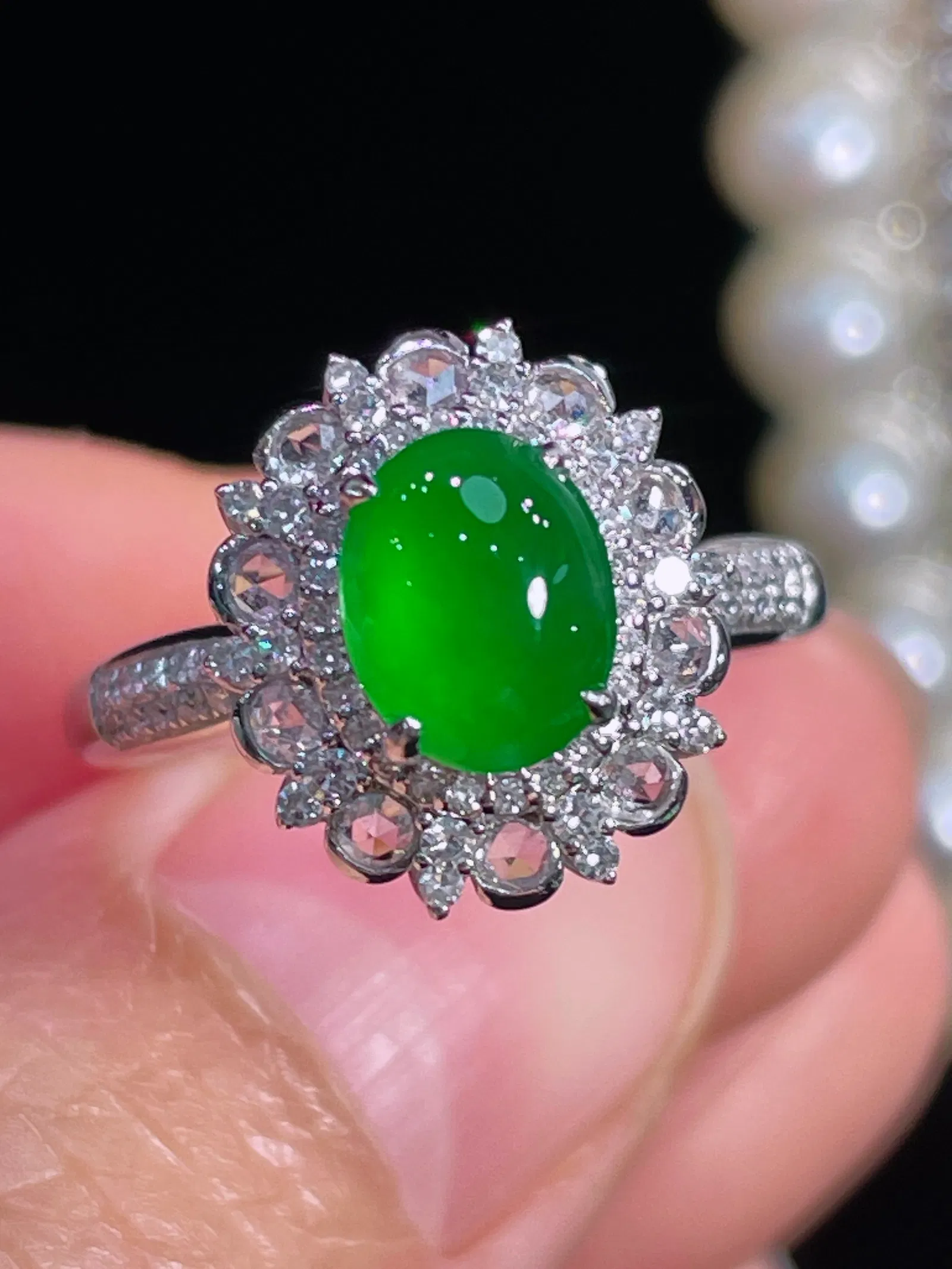 18k Gold Diamond Jadeite Ring