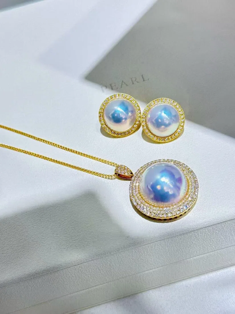 18k Gold Diamond Pearl Pendant Earring Set