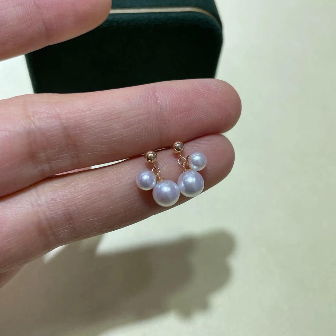 18K Gold Freshwater Pearl Ear Studs