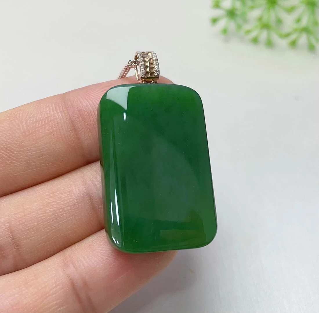 18K Gold Inlaid Hetian Jade Pendant