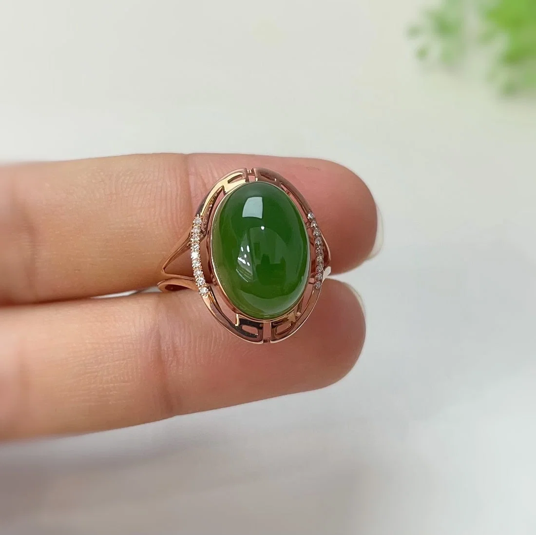 18K Gold Natural Hetian Jade Ring
