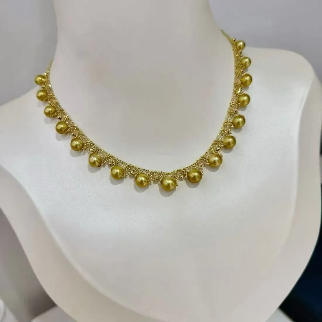 18K Gold Natural Pearl Necklace