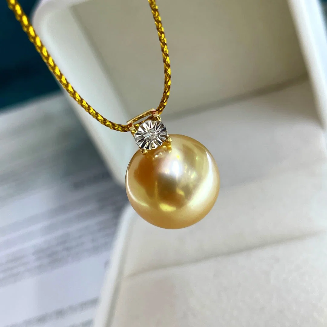 18K Gold Natural South Sea Golden Pearl Pendant