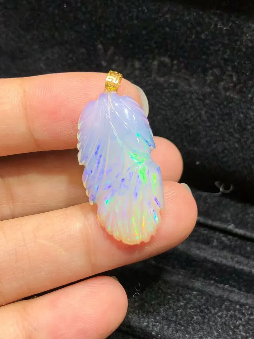 18K gold opal pendant