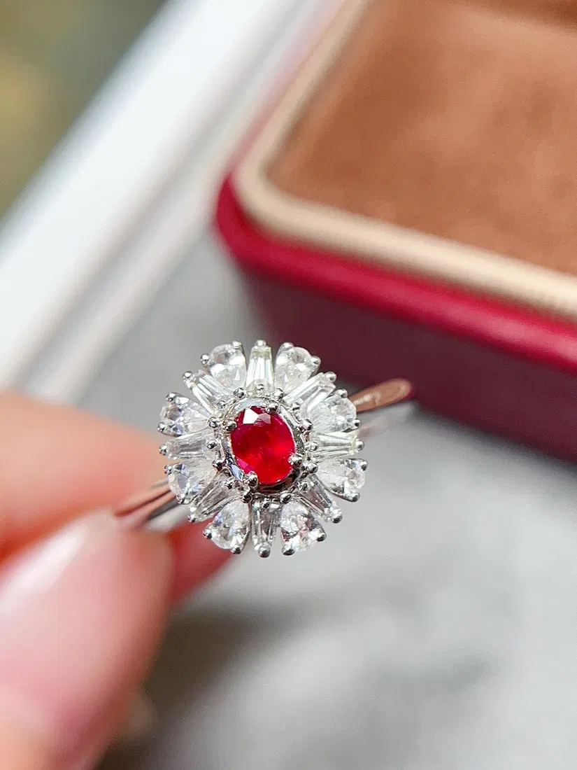 18K Gold Ruby Ring