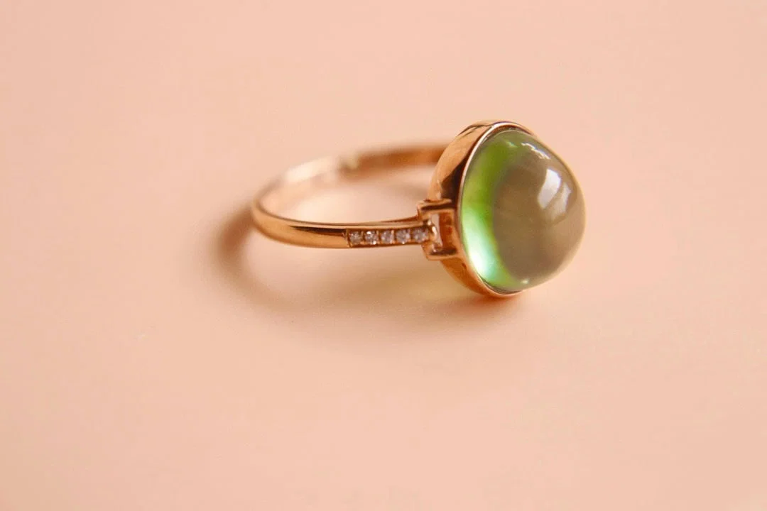 18K Gold Set with Peridot Ring