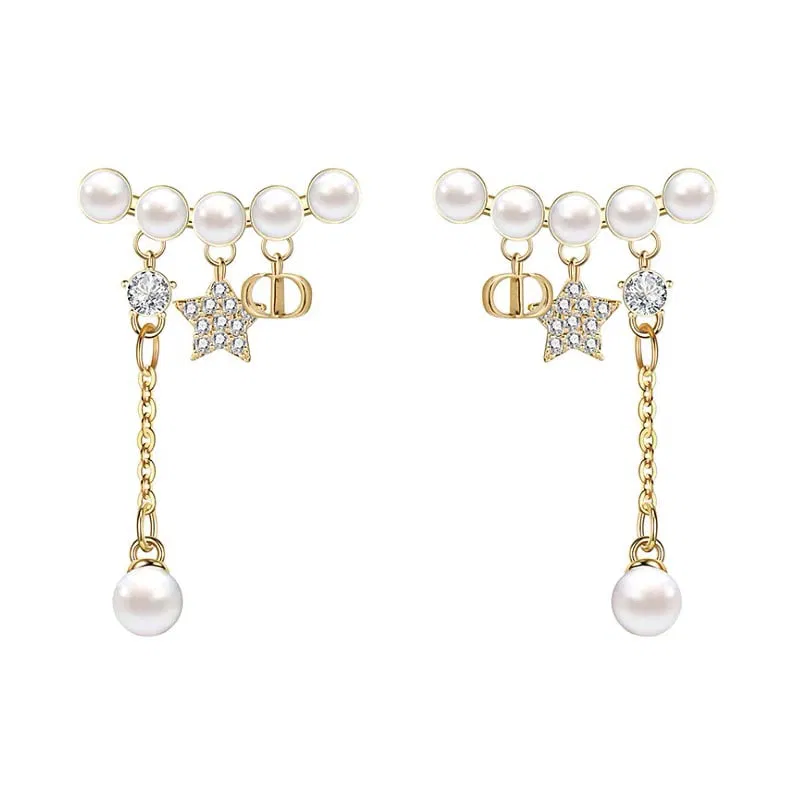 18K Gold Star Ear Crawler with Diamonds and Natural Pearls