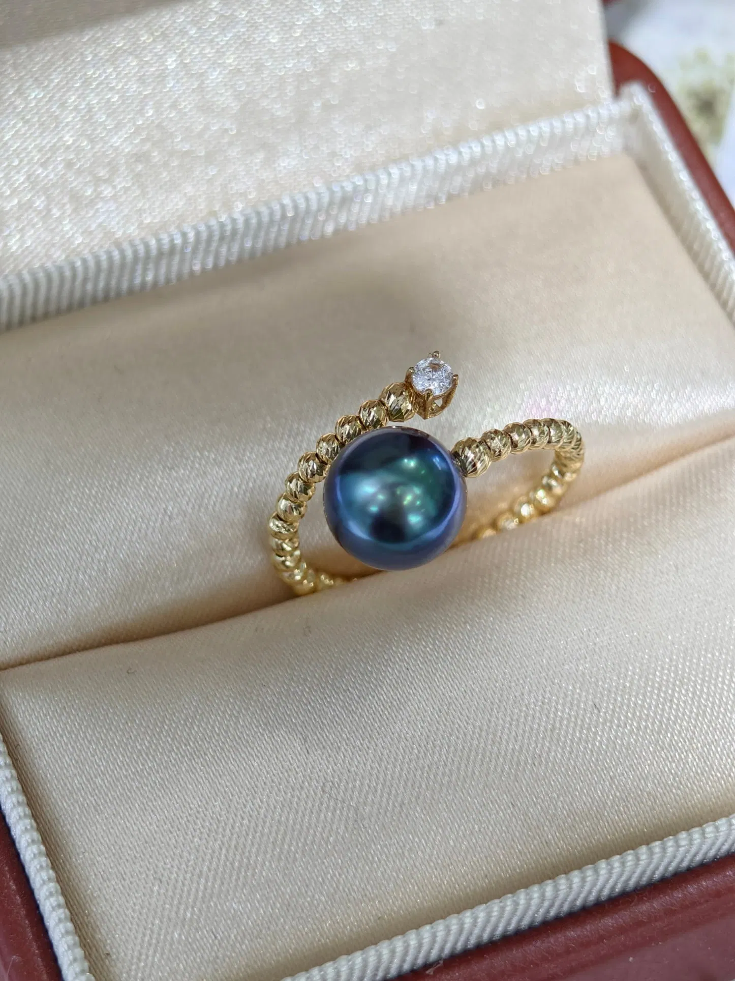 18K Gold Tahitian Natural Pearl Ring