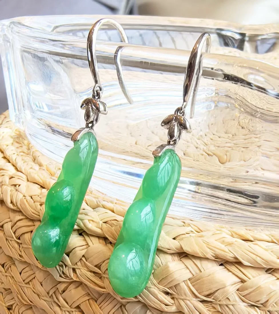 18K White Gold Natural Jadeite Jade Bean Earrings Green A Grade Fine Jewelry