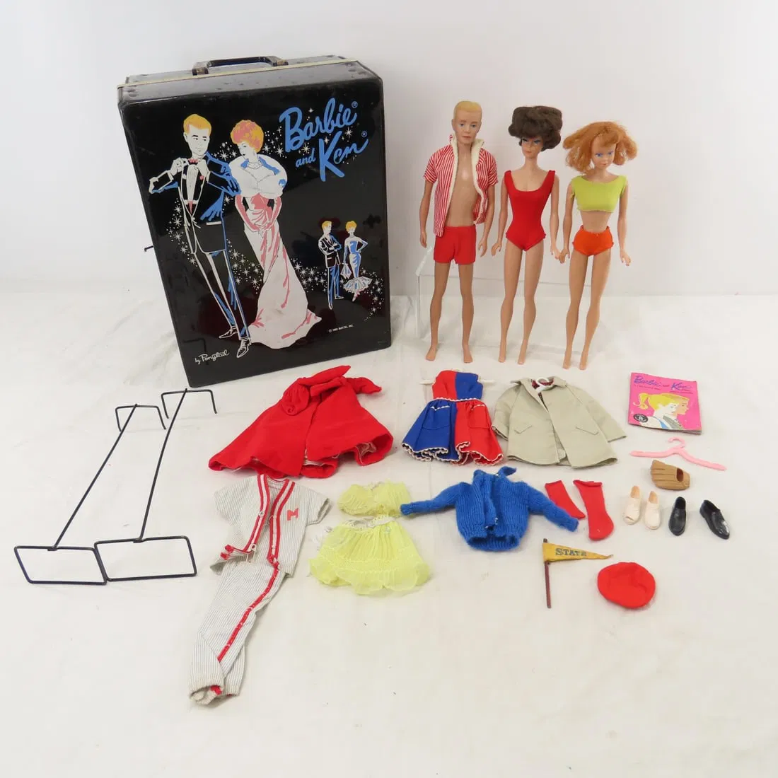 1960's Bubblecut Barbie, Ken, Midge & Accessories