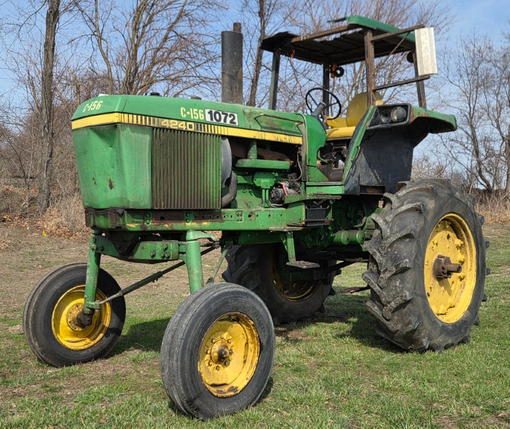 1981 John Deere 4240 High Crop Powershift