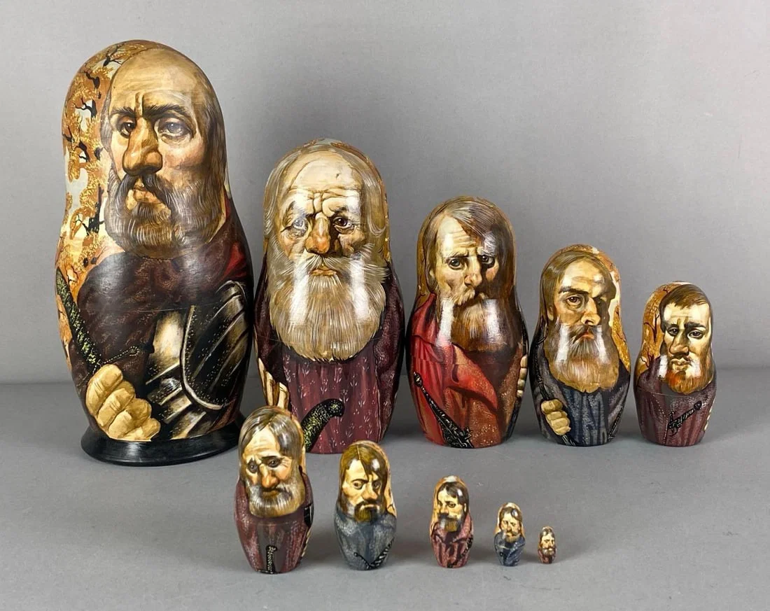 1994 Russian Matryoshka Wood Nesting Doll