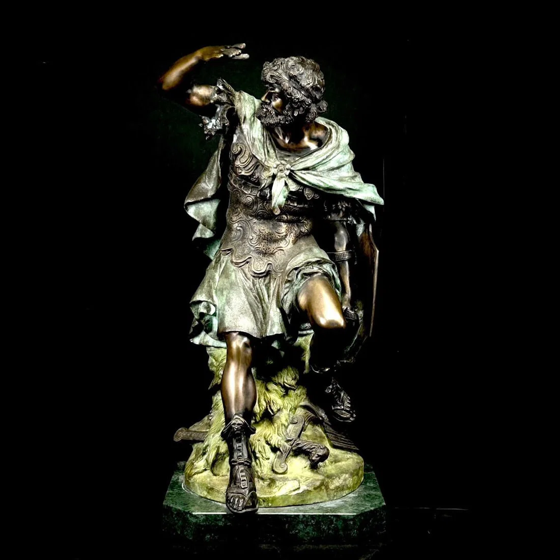 19th-century Italian sculptor Attilio de Luca's statue "Perseus"