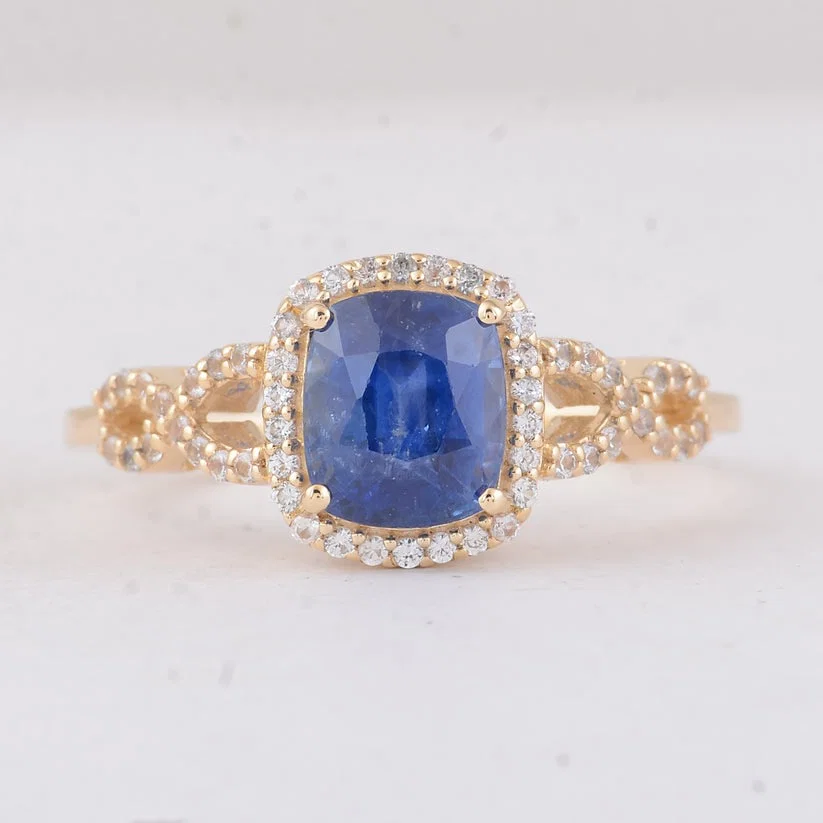 2.13 Ct Cushion Sapphire 9K Gold Ring