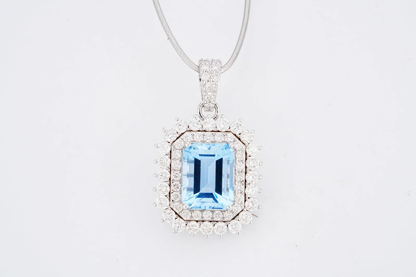 2.15ct Aquamarine, 1.00ctw Diamond and 18K Pendant