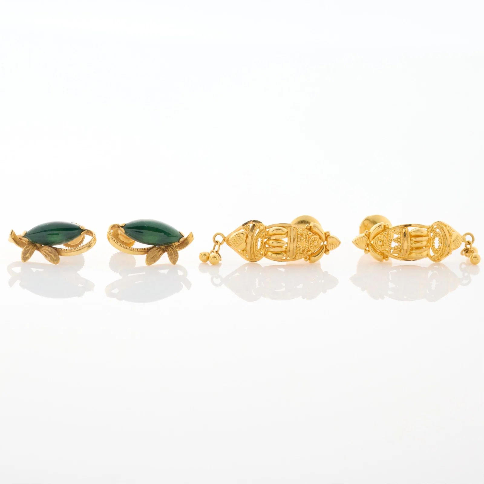 2 Prs 22k & 14k Gold Earrings