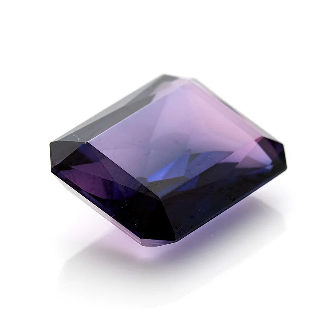 26.75 ct Alexandrite Like Stone