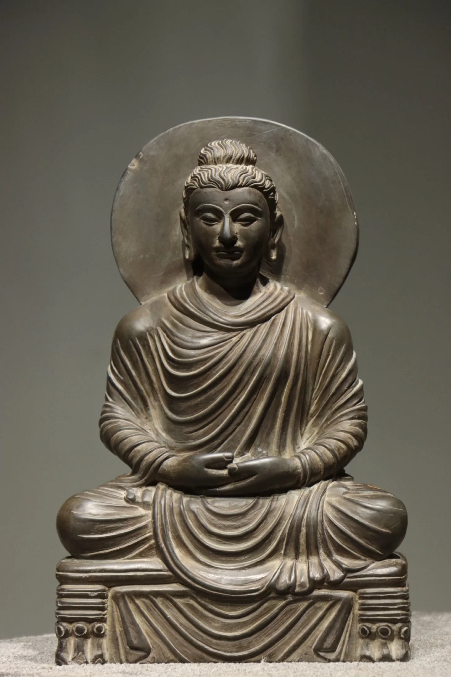 3RD CENTURY GANDHARA STATUES