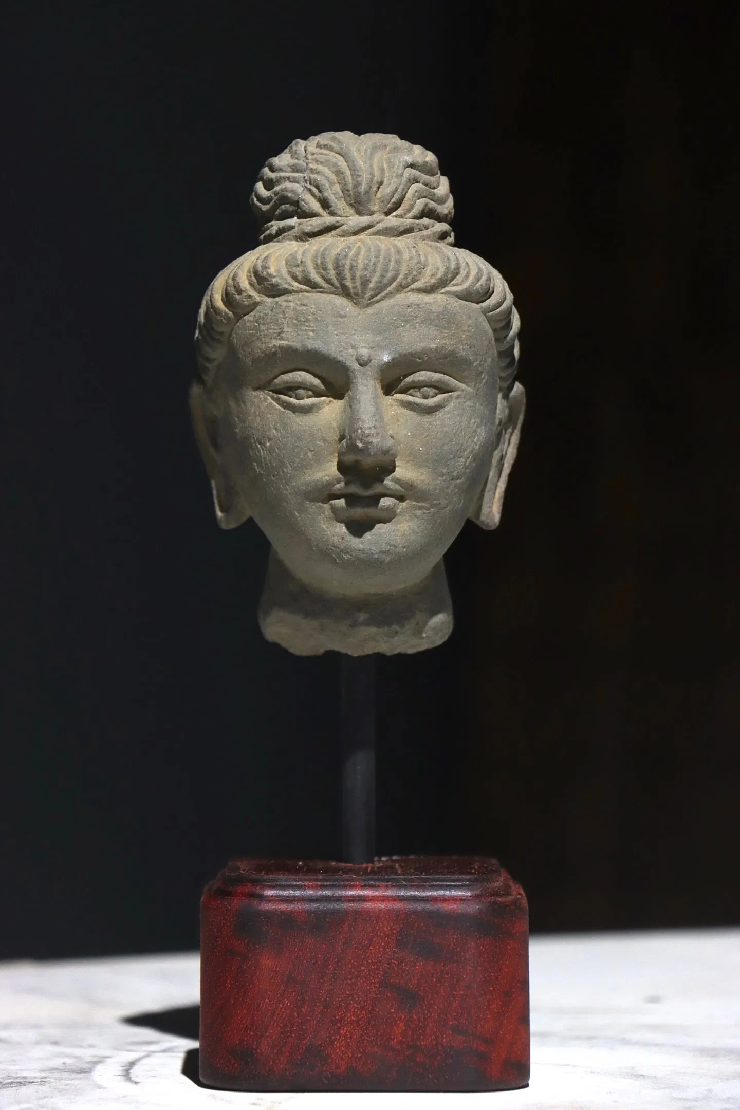 3RD CENTURY GANDHARA STONE HEAD