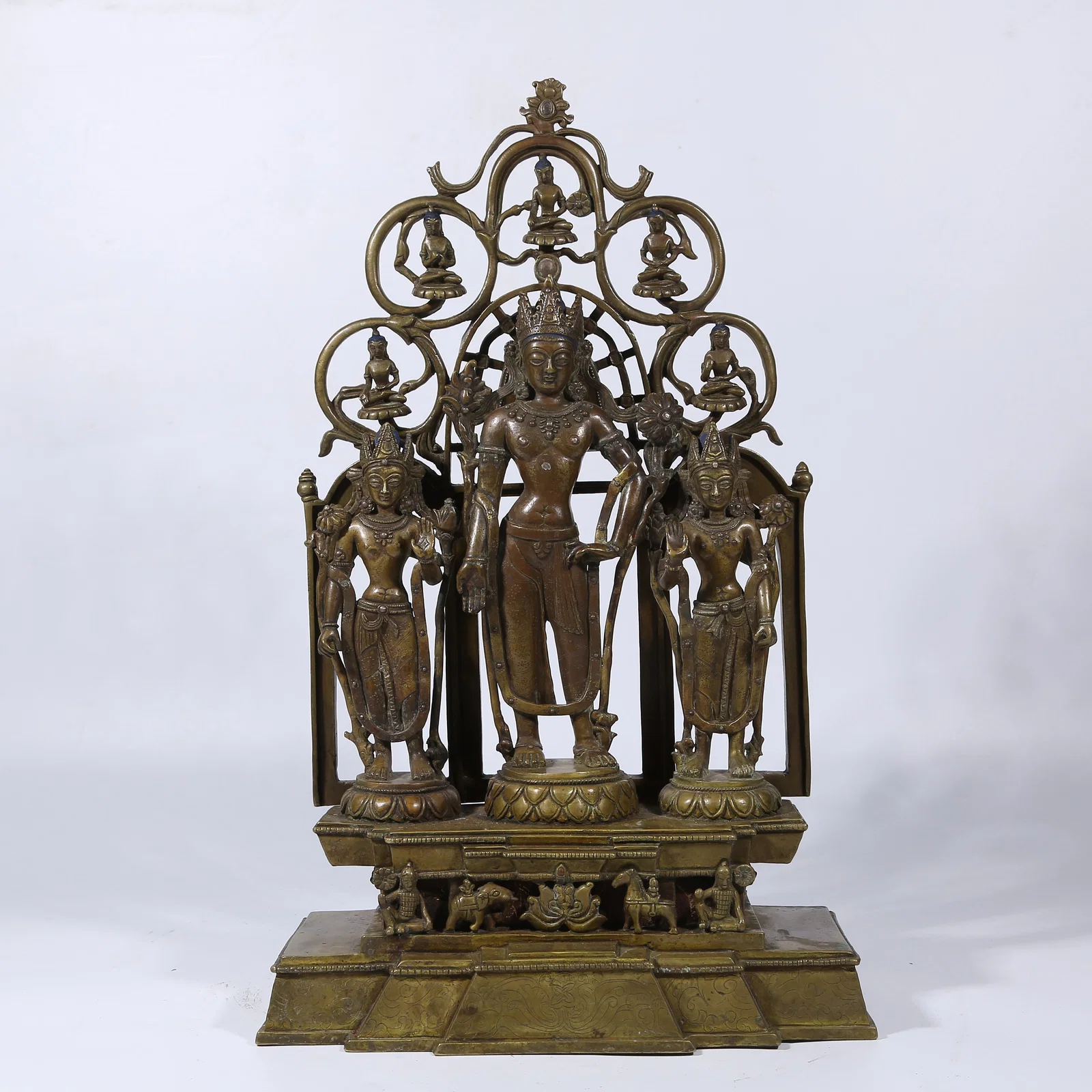 A ALLOY BRONZE LOTUS-HAND AVALOKITESHVARA STATUE