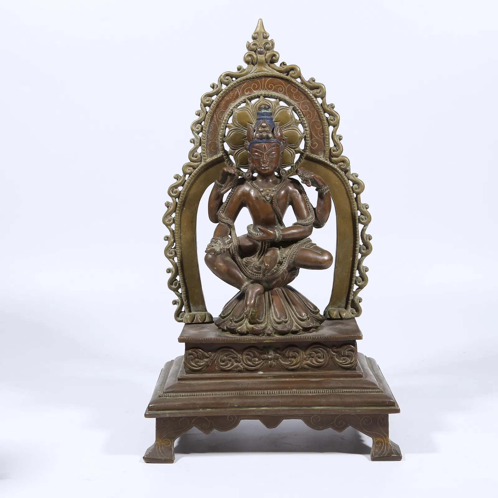 A ALLOY BRONZE TARA STATUE