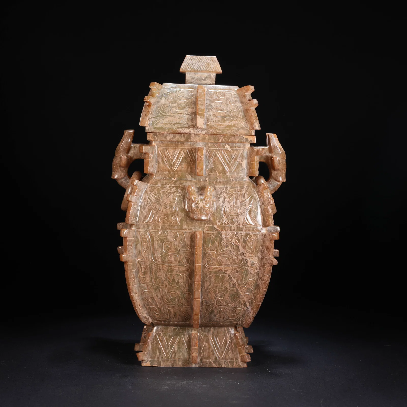 A ANCIENT JADE CENSER WITH BEAST-FACE MOTIF AND REMOVABLE RING