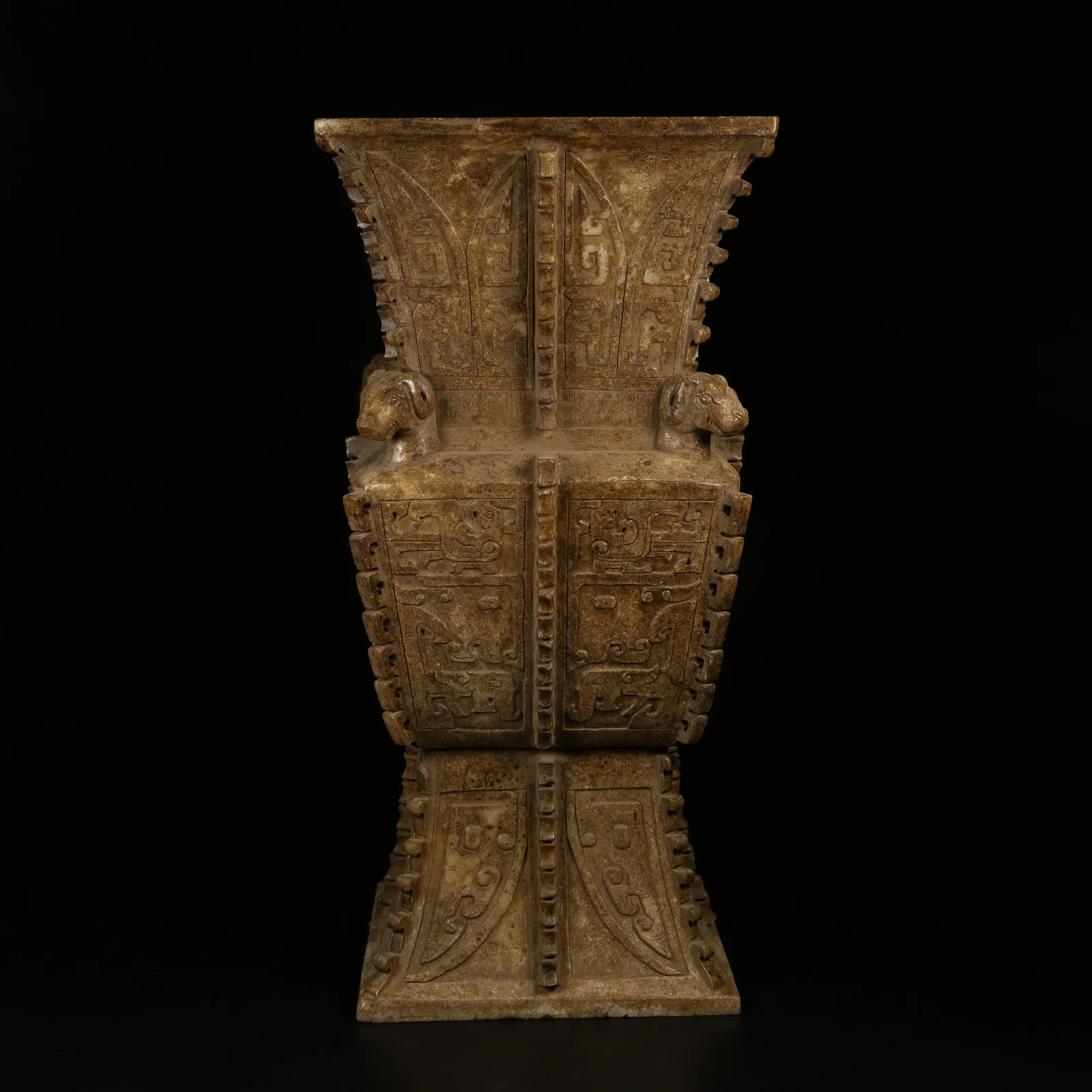 A ANCIENT JADE FOUR-SHEEP SQUARE ZUN