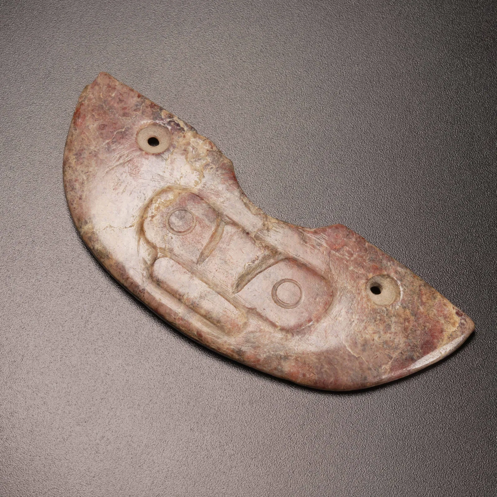 A ANCIENT JADE HUANG PENDANT