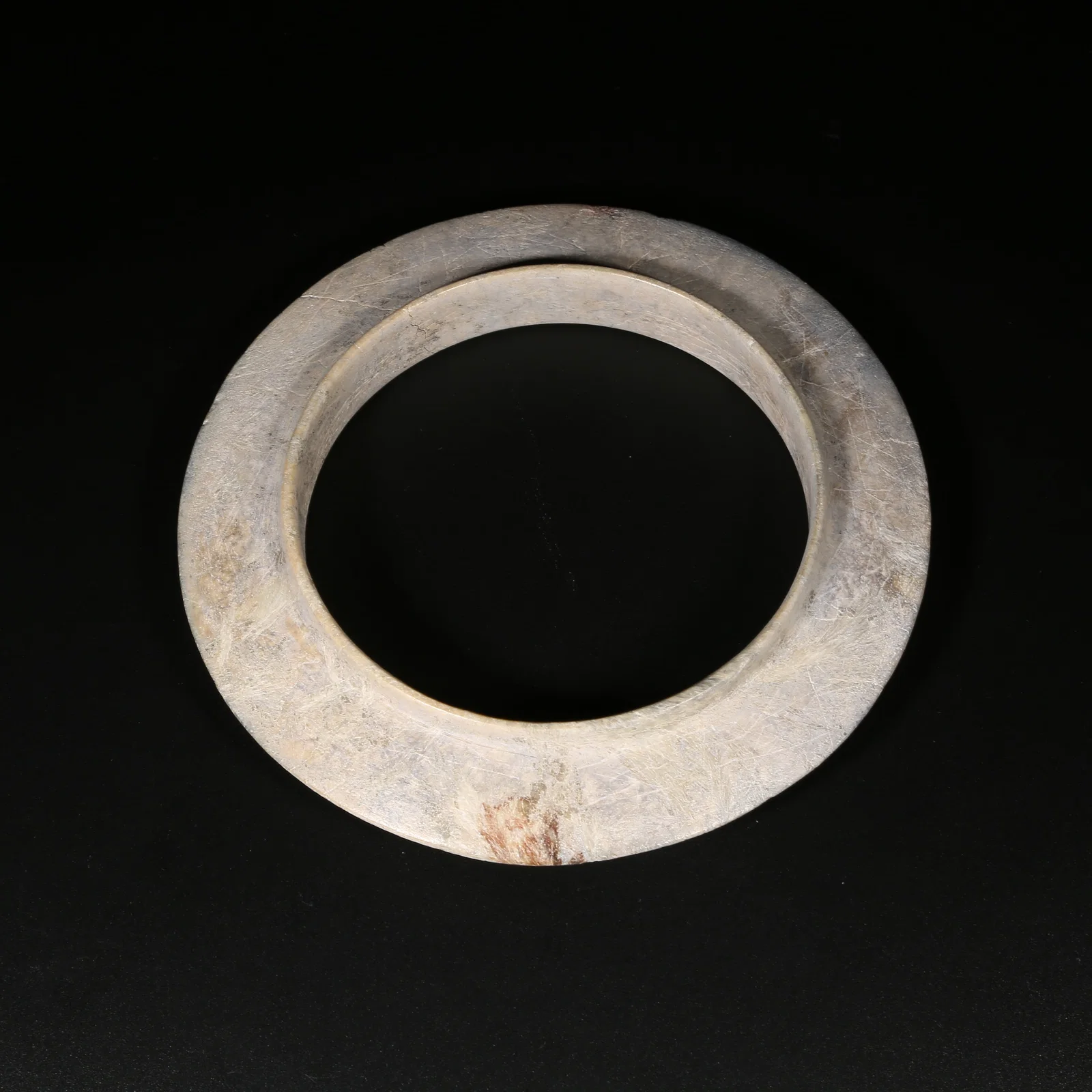 A ANCIENT JADE LIP-MOUTH BI DISK
