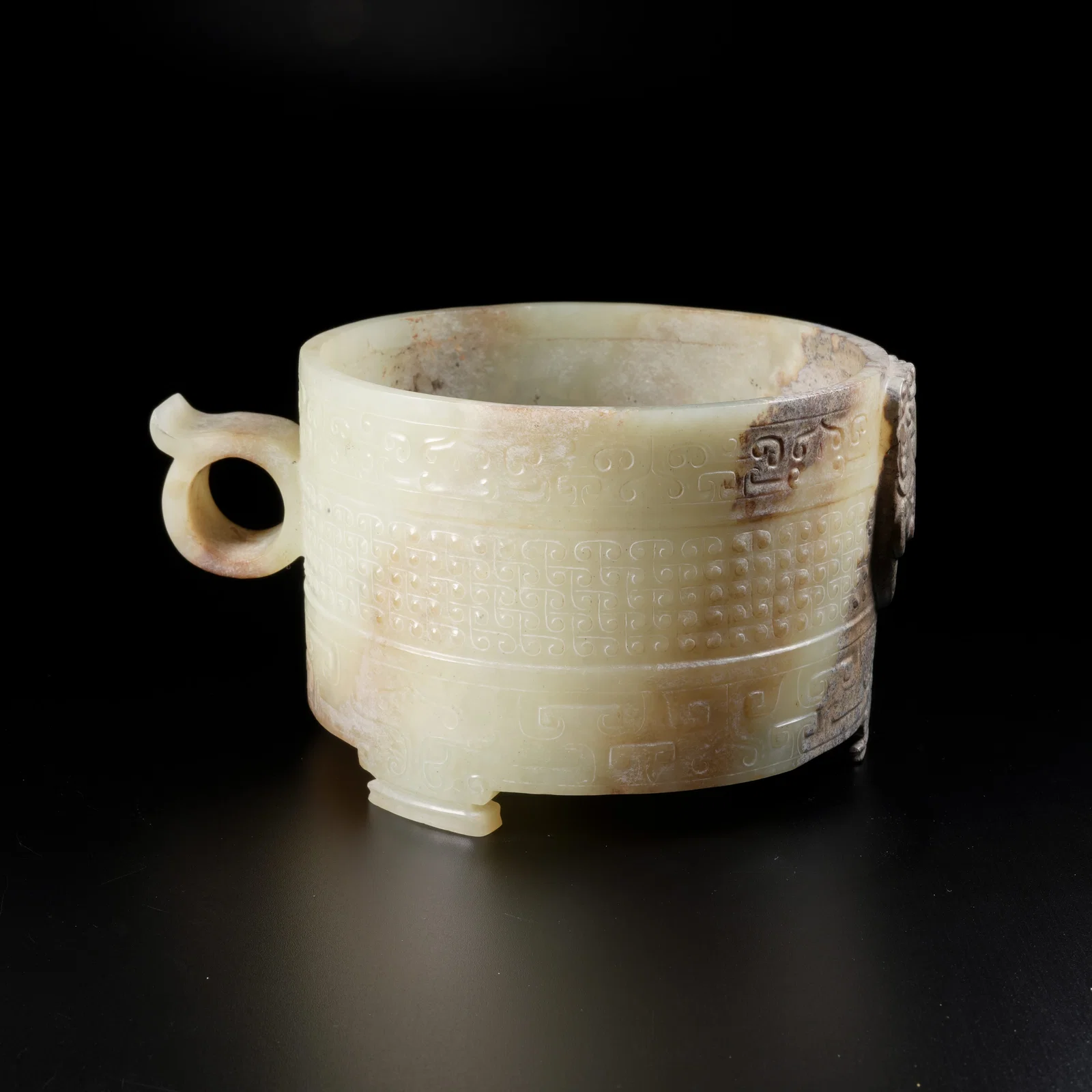 A ARCHAIC JADE ANIMAL MASK–PATTERN ZHI CUP