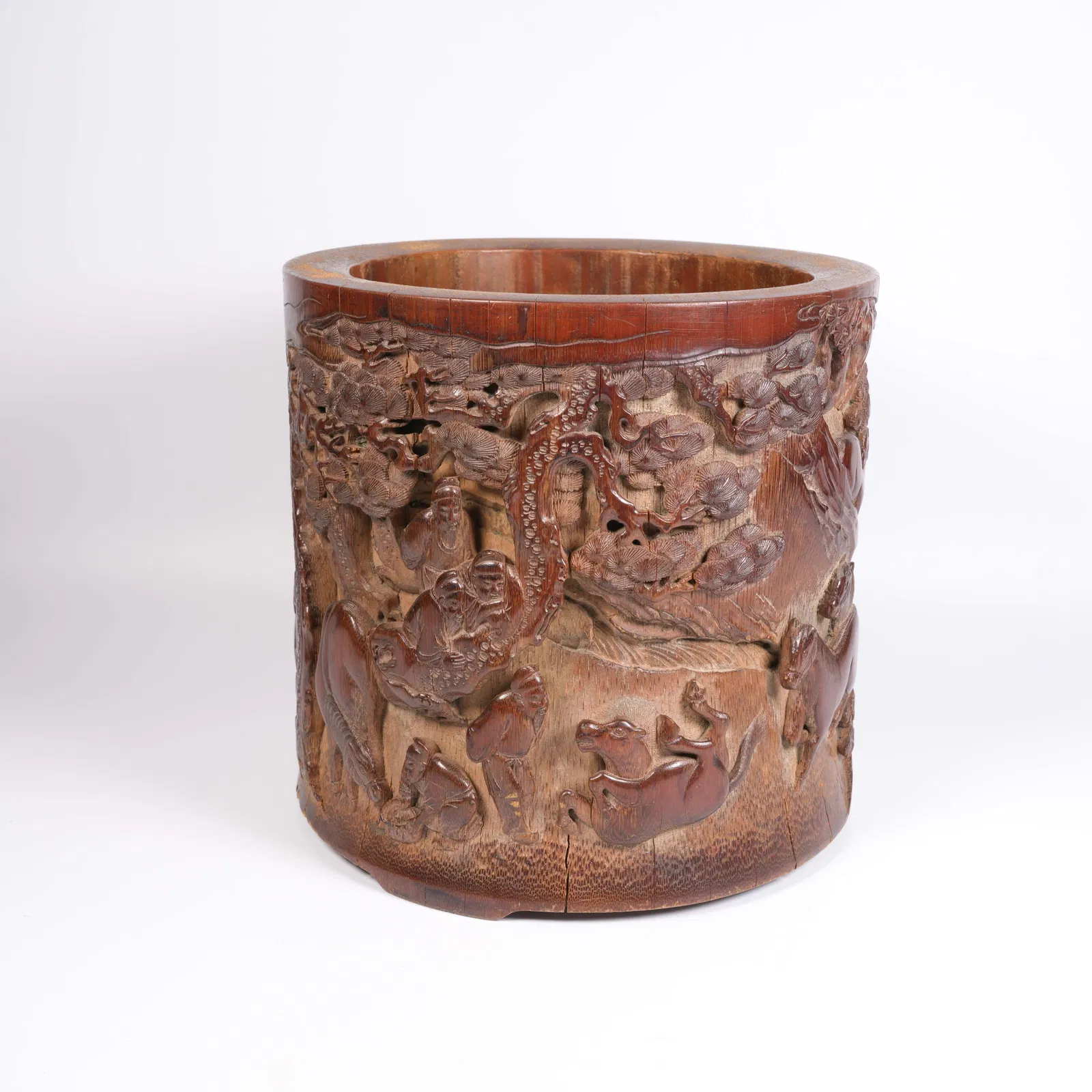 A BAMBOO-ROOT CARVED BRUSH POT WITH FIGURAL NARRATIVE MOTIF