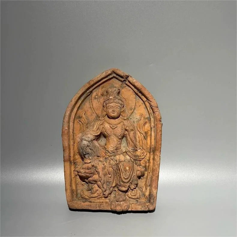 A beautiful Buddha statue ornament