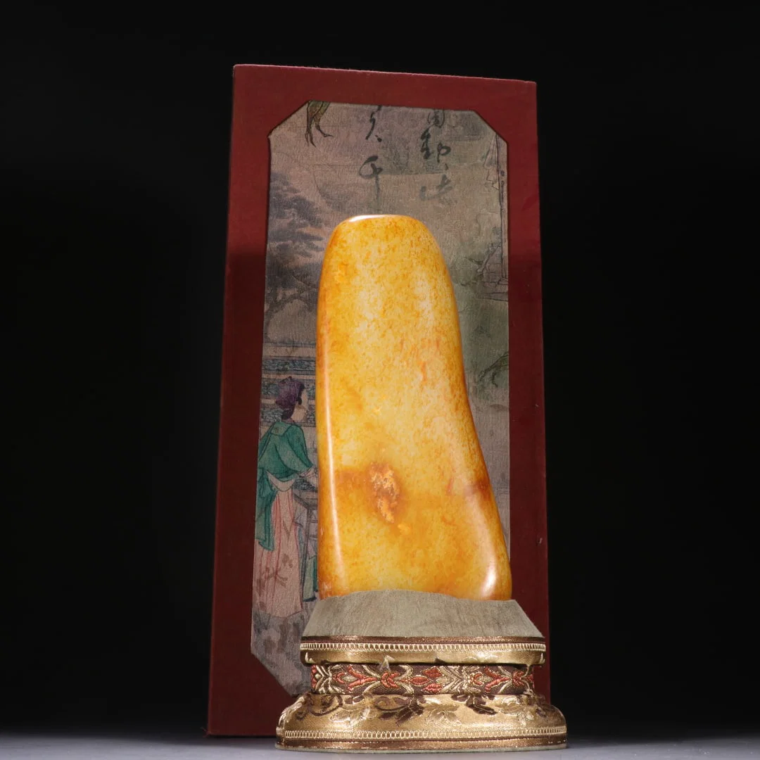 A beautiful Hetian jade seed material rough ornament