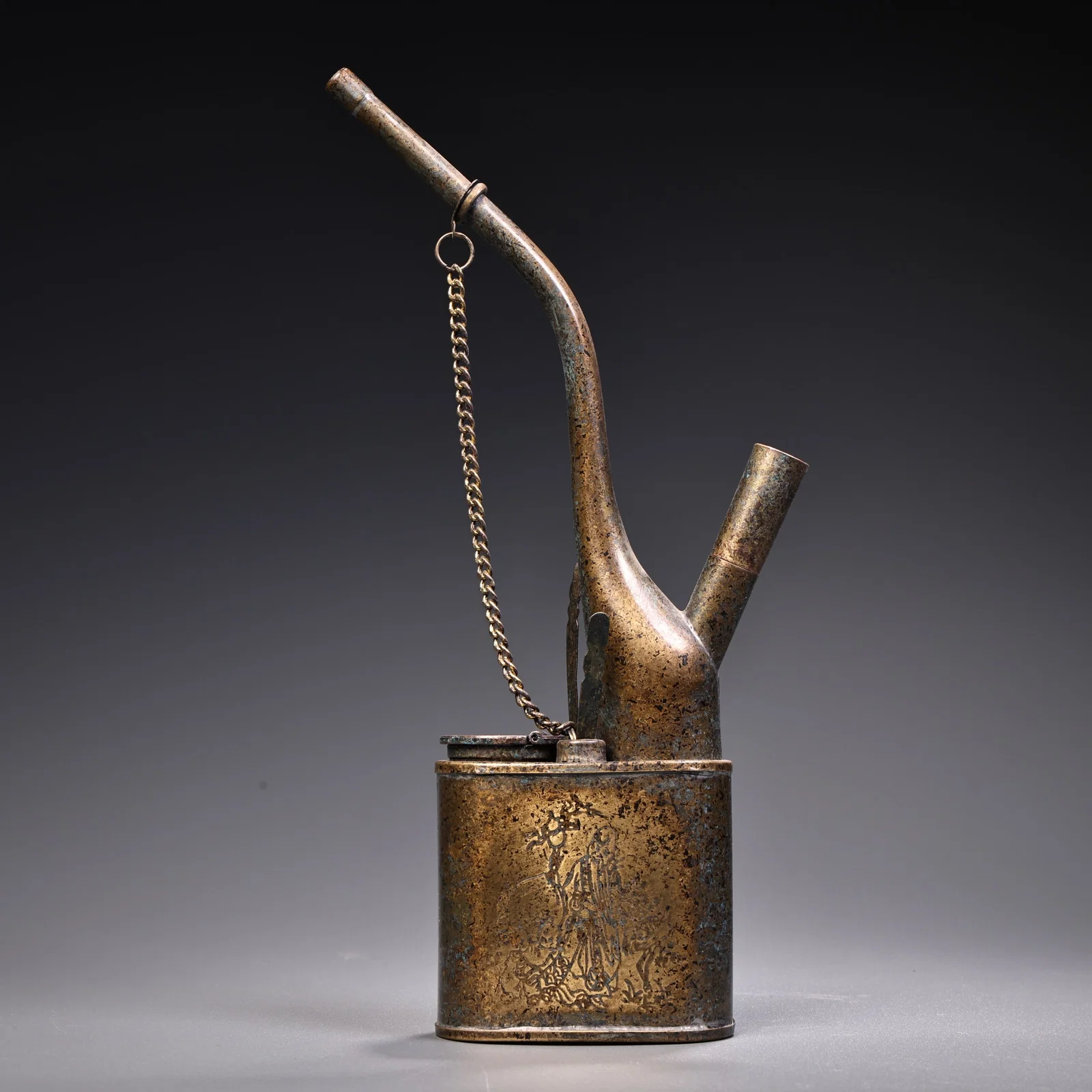 A beautiful pure copper all-copper hookah