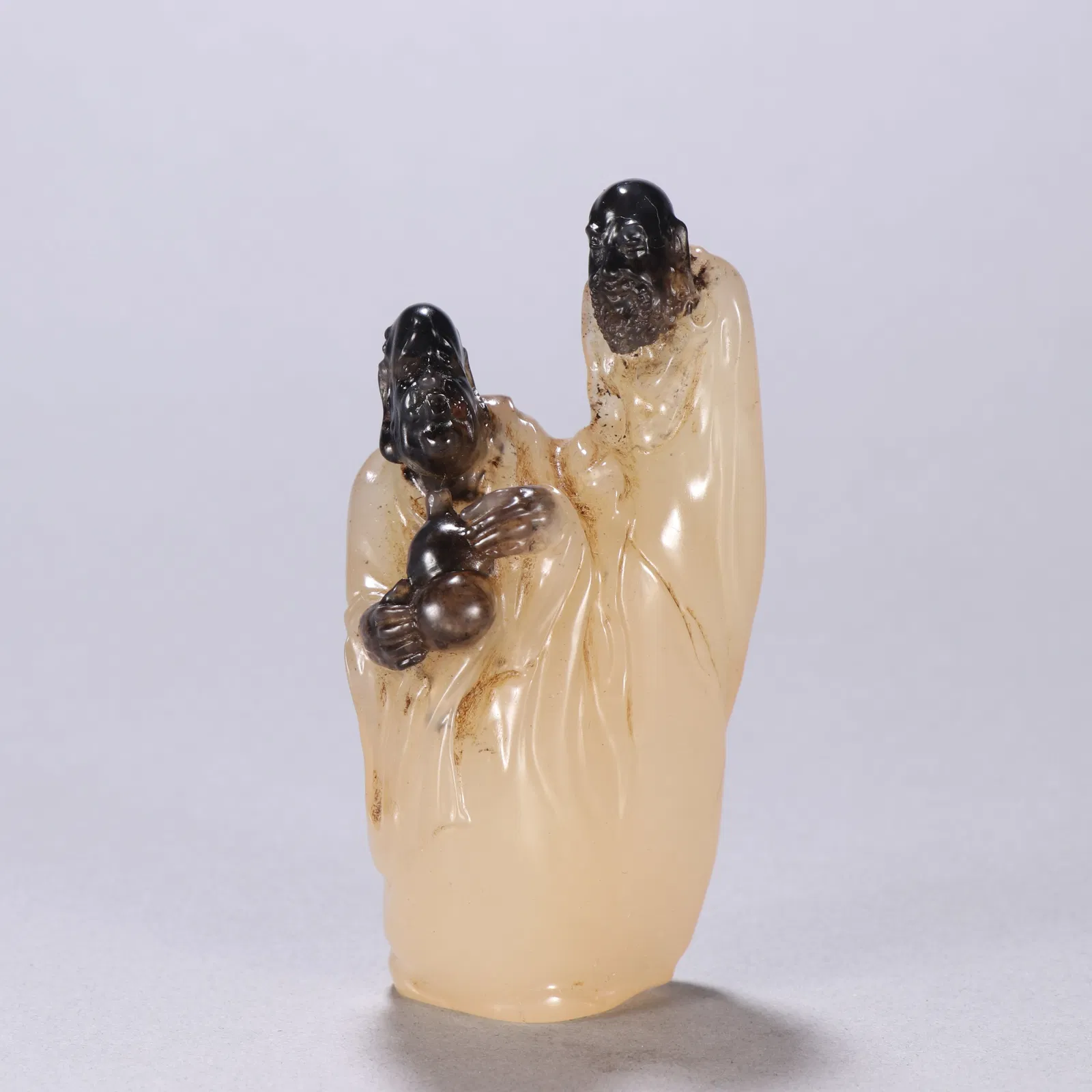 A beautiful Shoushan frozen stone figure ornament