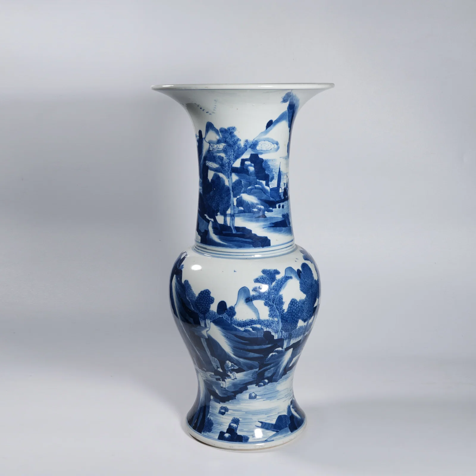 A BLUE-AND-WHITE PHOENIX-TAIL ZUN WITH LANDSCAPE AND FIGURES