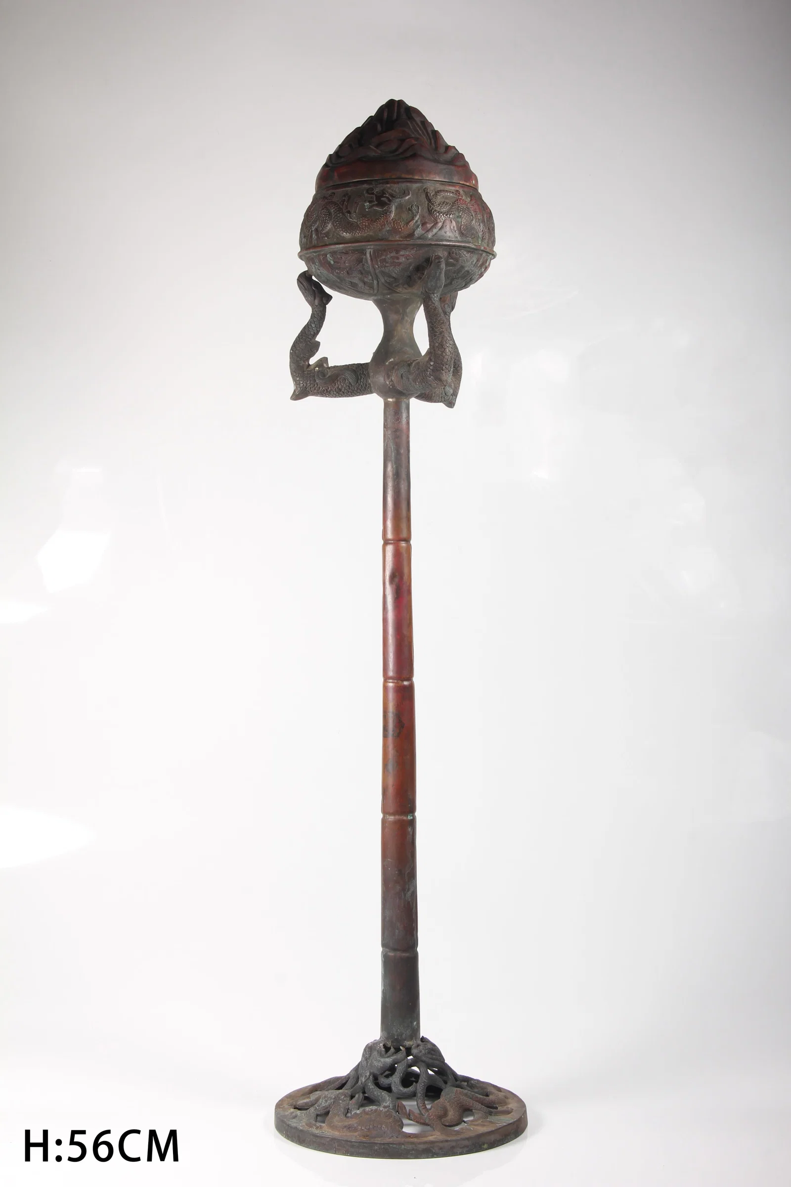 A BRONZE DRAGON-PATTERNED INCENSE BURNER