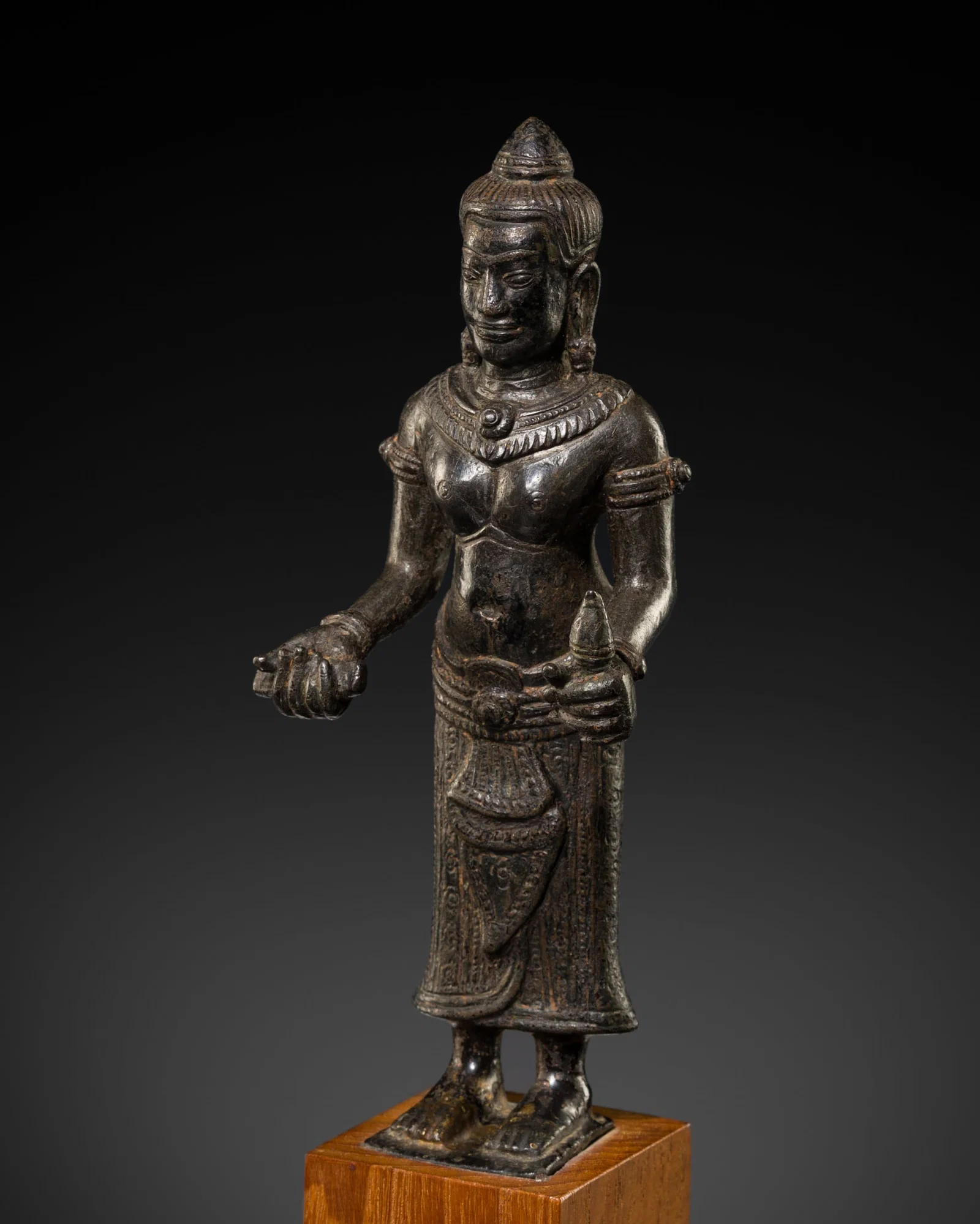 A BRONZE FIGURE OF UMA, LOPBURI STYLE, THAILAND, 13TH CENTURY