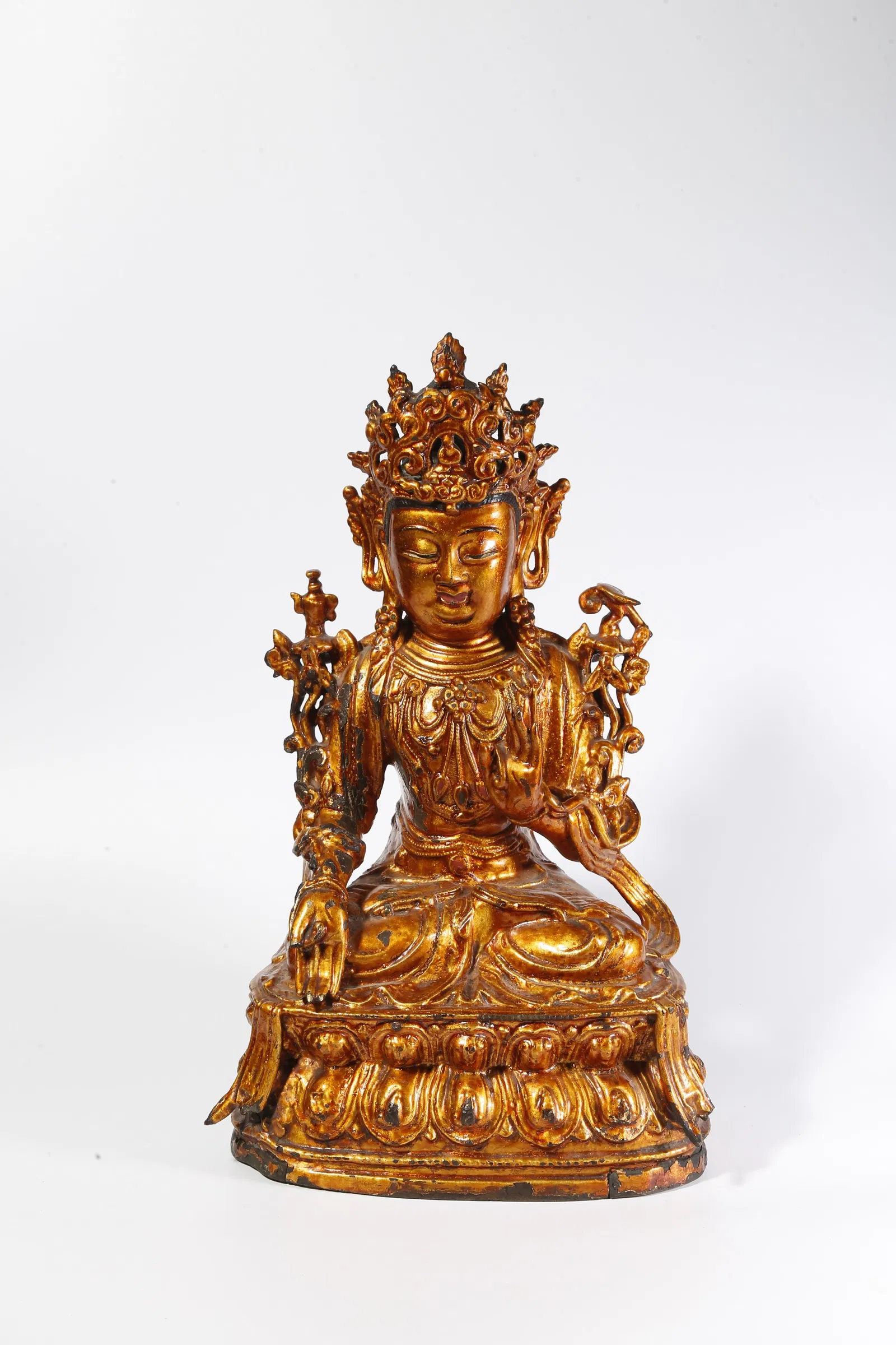 A BRONZE GILT BUDDHA STATUE